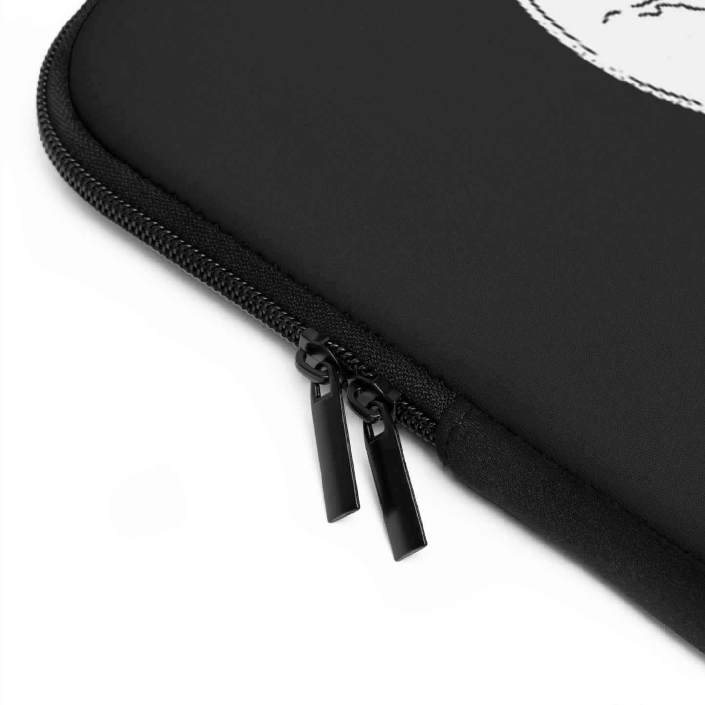 Skull and Crossbones Laptop Sleeve, Edgy Tech Accessory for Gamers, Perfect Gift for Students, Halloween Party Essential, Unisex Design